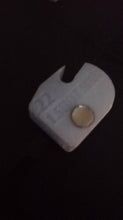 Lade das Bild in den Galerie-Viewer, Glow in the Dark 1 Shot Magazine Fits .22 BSA GAMO PHOX Air Rifle Gun